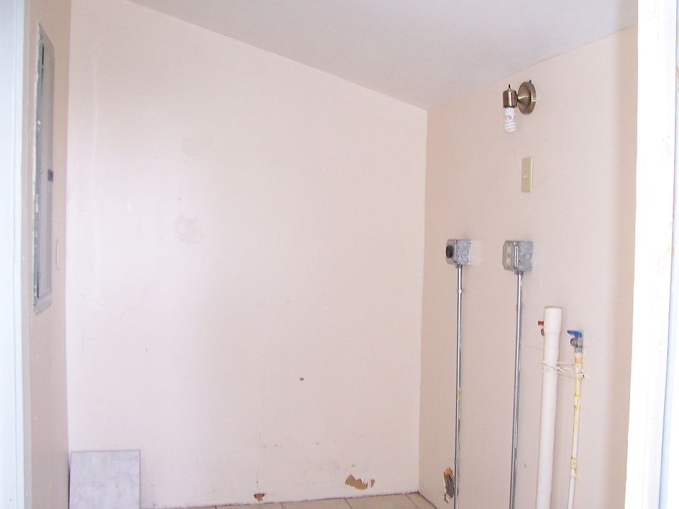 1st image of 5630 Alta St