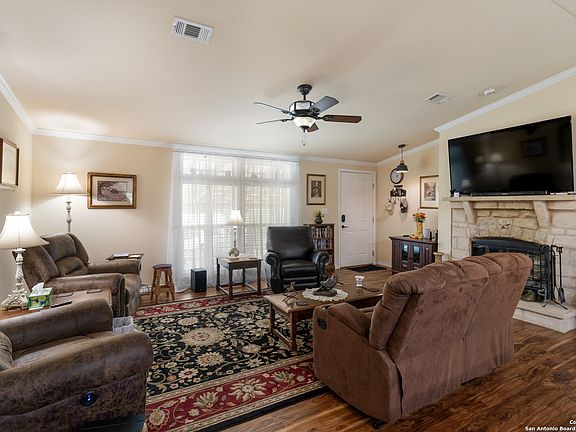 2nd image of 4892 County Road 427
