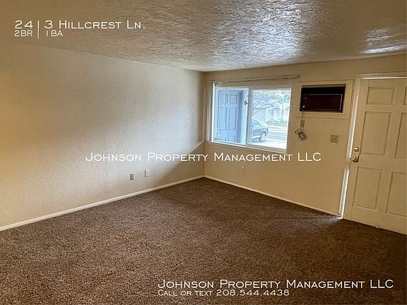 5th image of 2413 Hillcrest Ln