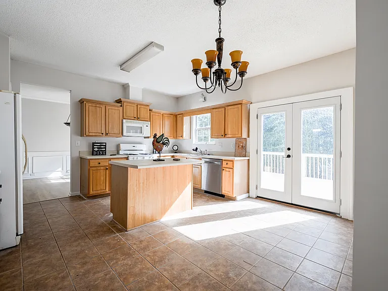 1570 Swan Valley Ct — Photo 30