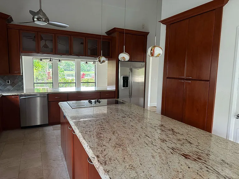 7243 Encina Ln — Photo 6