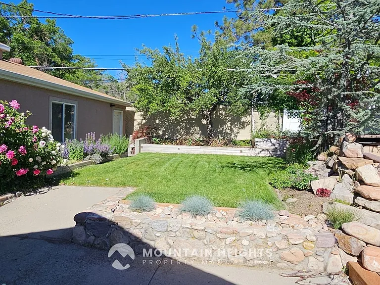 2473 S Hartford St — Photo 25