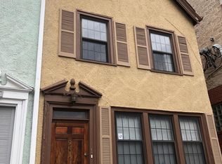 941 Saint James St #943-2, Pittsburgh, PA