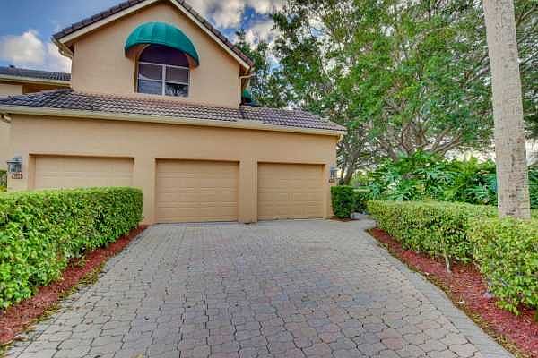 Home For Sale In Broken Sound Country Club