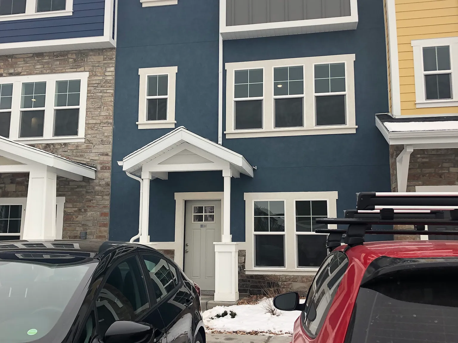 4 bed, 2228 sqft, $2,500 — Photo 3