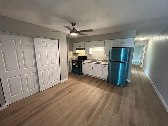 5th image of 2743 Maine Ave #2