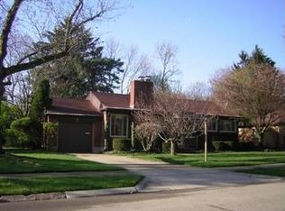 130 Wyngate Dr, Dayton, OH 45429