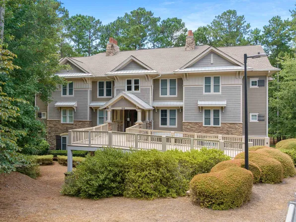 1010C Portage Trl, Greensboro, GA 30642