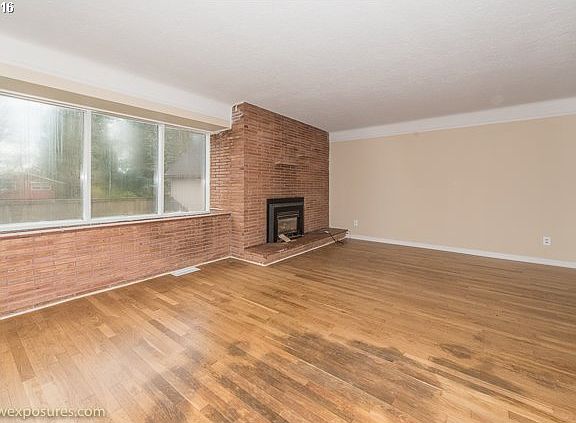 3rd image of 11651 SE Stanley Ave