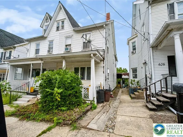 632 W Franklin St, Slatington, PA 18080