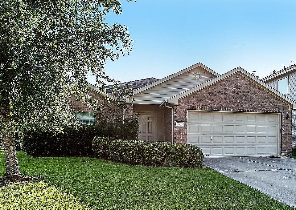 1st image of 7903 Pelican Ln