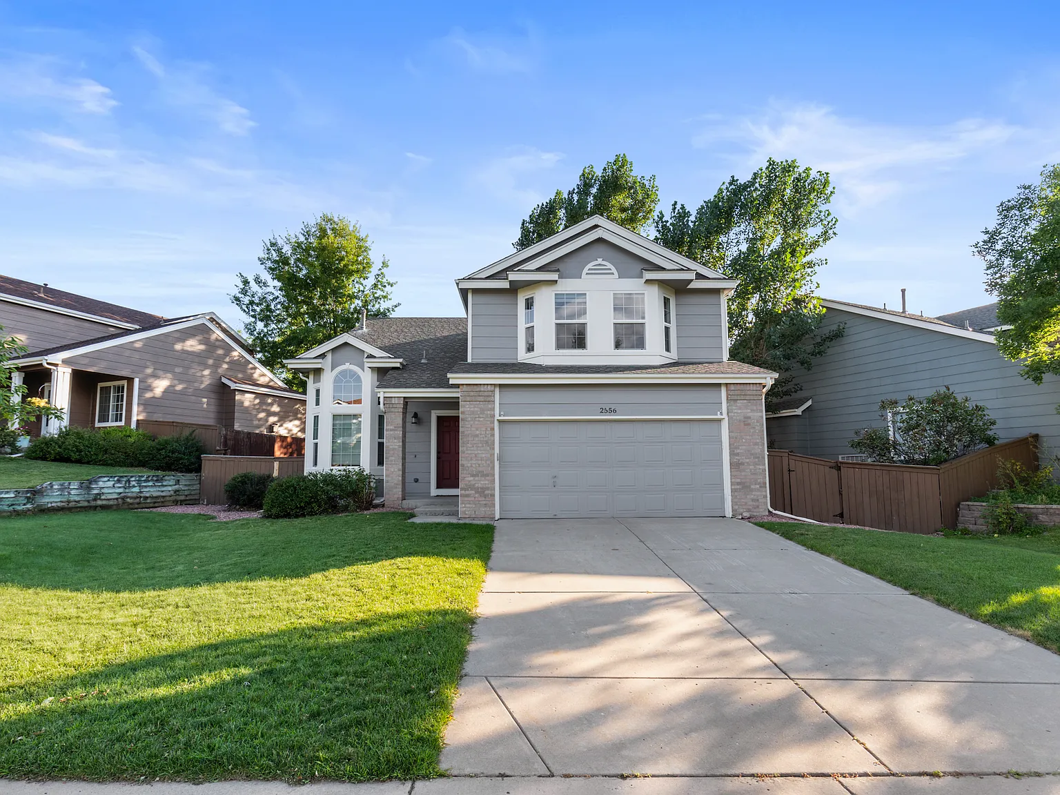 2556 Woodrose Pl — Photo 2