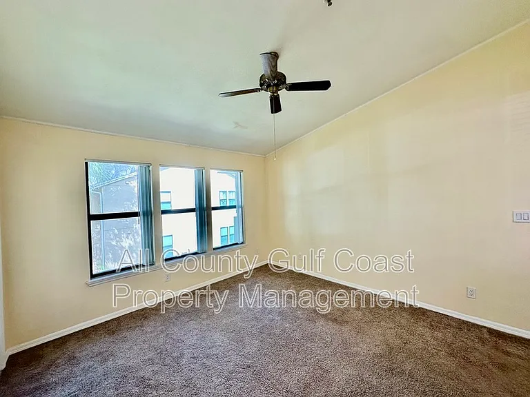 4024 Crockers Lake Blvd #23 — Photo 3