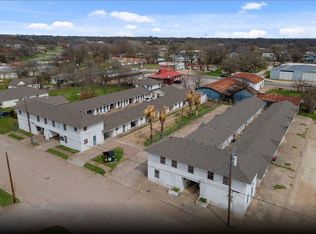 208 Perry St UNIT B, Marlin, TX 76661