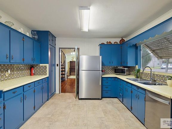 5th image of 601 E Taylor Ave