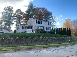 1 Clement Pl, Merrimac, MA 01860