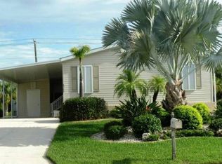 8388 Kinglet Dr, Englewood, FL 34224