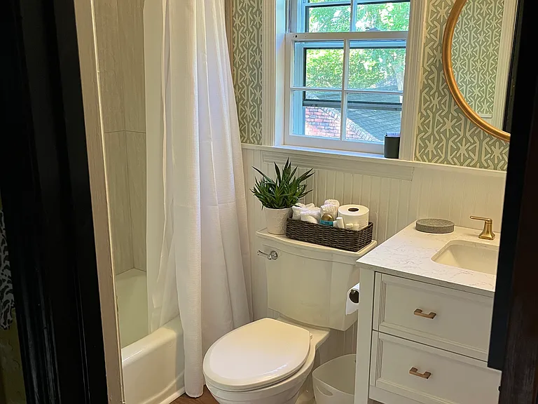1007 Governors Rd — Photo 18