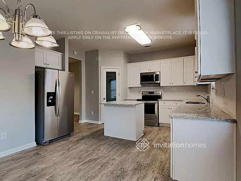 14 Bartlett Dr — Photo 8