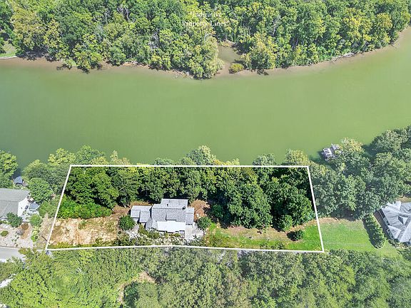 2nd image of 300 Chandler Rd