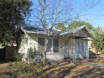 509 E Corpus Christi St, Beeville, TX, 78102