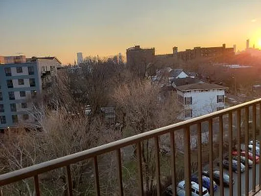 Rented by US # 1 Realty | media 34