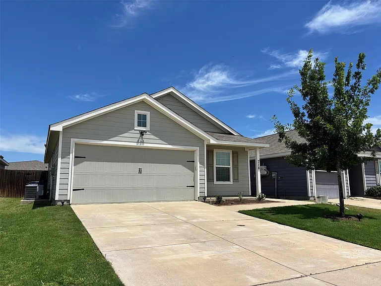 718 Trestle Dr — Photo 21