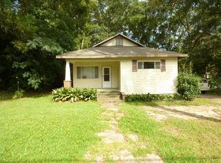 320 N Locust St, McComb, MS 39648