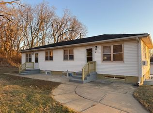 505 N Hazel St #3, Glenwood, IA 51534