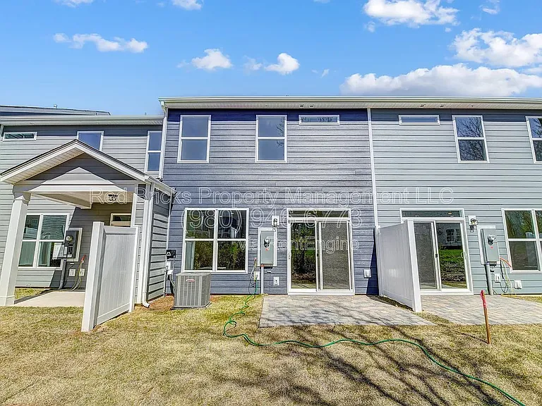 4023 Black Ct — Photo 37