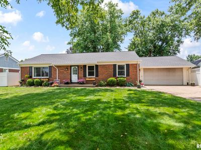 1822 Deerfield Rd, Chatham, IL, 62629