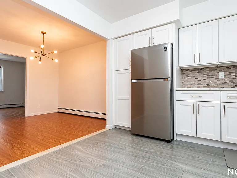 37-40 61st St #3 — Photo 8