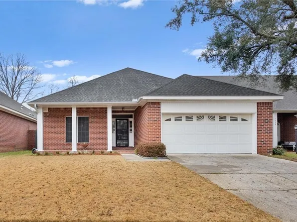1028 Cross Gates Pl, Mobile, AL 36609