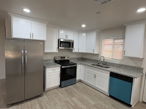 321 E I St