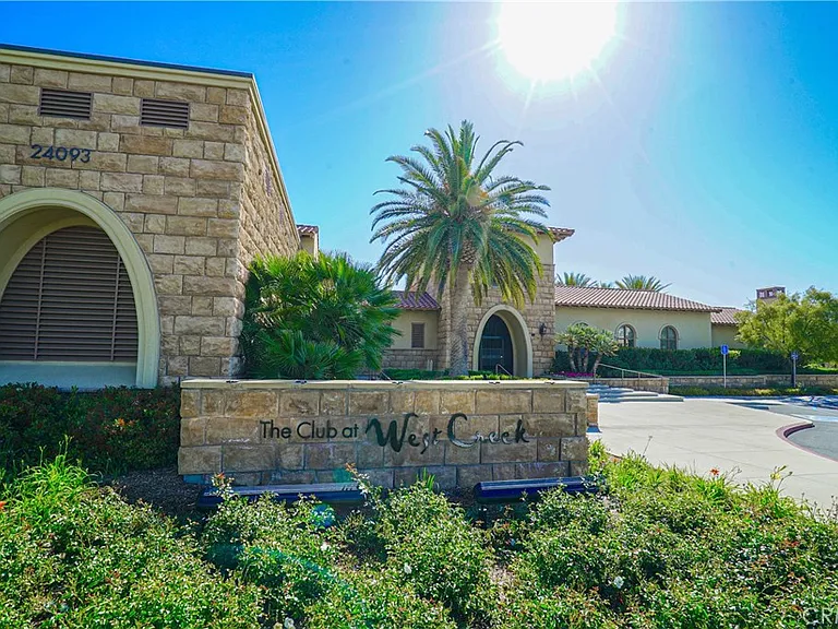 28359 Vista Del Rio Dr — Photo 4