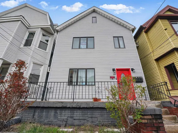 119 W 19th St, Bayonne, NJ 07002