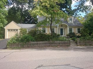 30 Irving St, Brookline, MA 02445