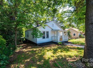 423 N Davis Ave, Newton, NC 28658