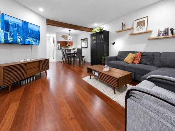 1274 Barclay St #112, Vancouver, BC V6E 1H3
