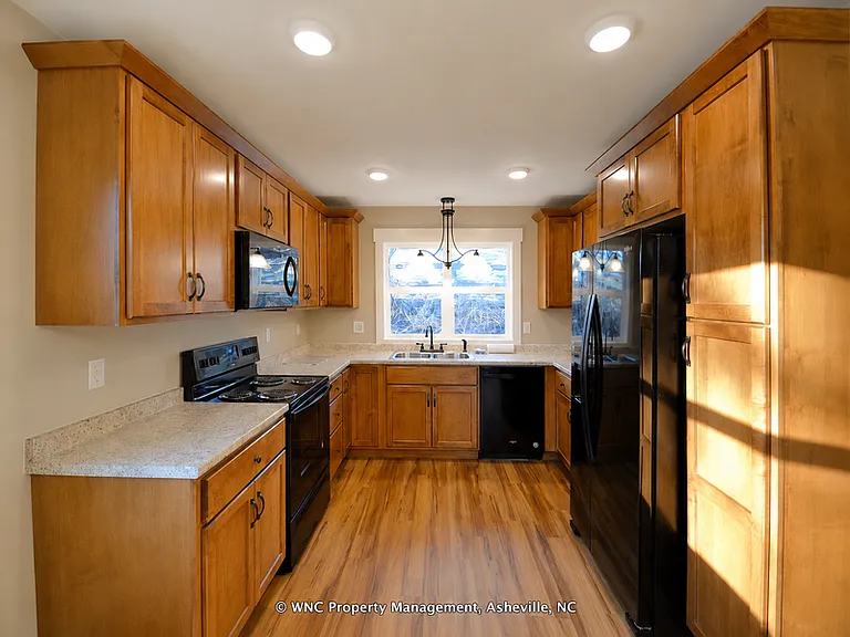 23 Chambers Dr — Photo 7