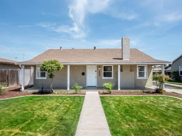 1406 1/2 De Witt Ave, Sanger, CA 93657
