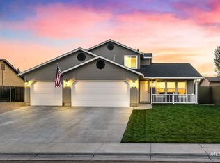 477 Meadowbrook Dr, Nampa, ID 83686