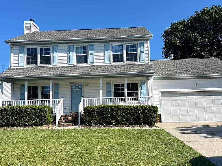 10 Poulas Ct — Photo 1