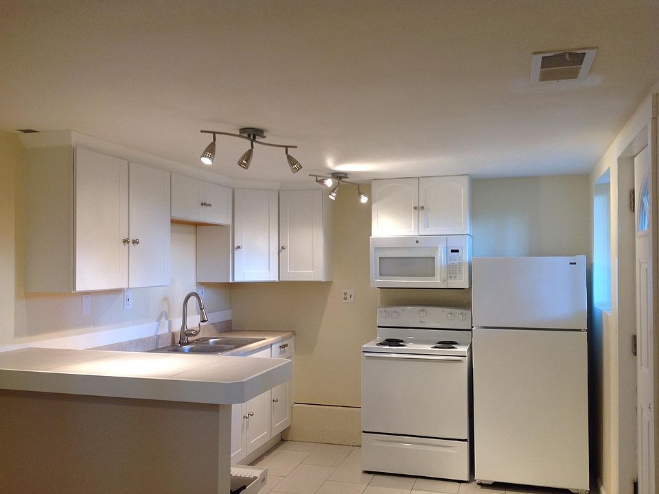 1st image of 14021 6th Ave S