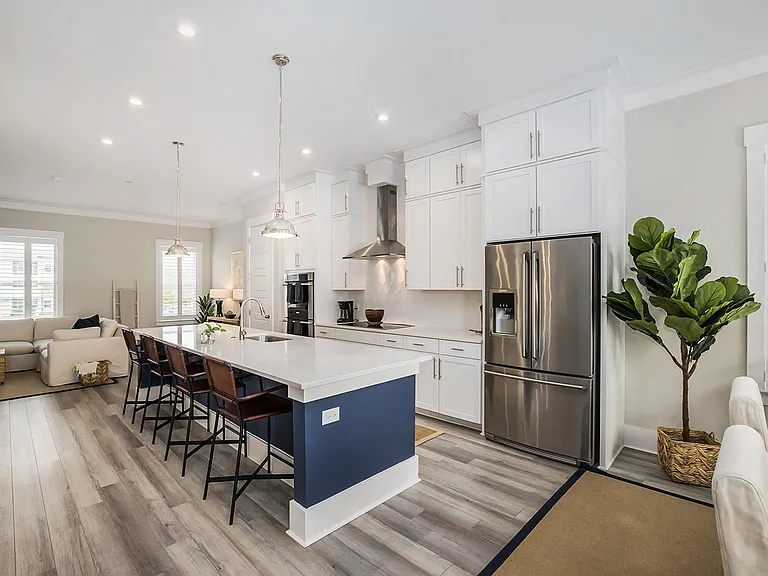 549 Cooper Village Ln — Photo 3