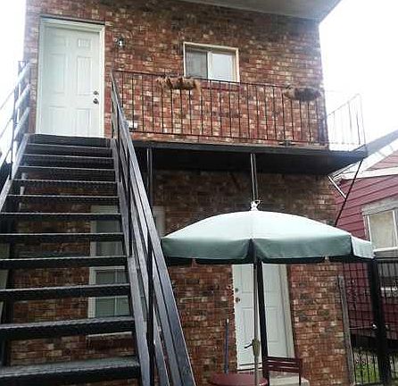 2nd image of 2440-42 Columbus St
