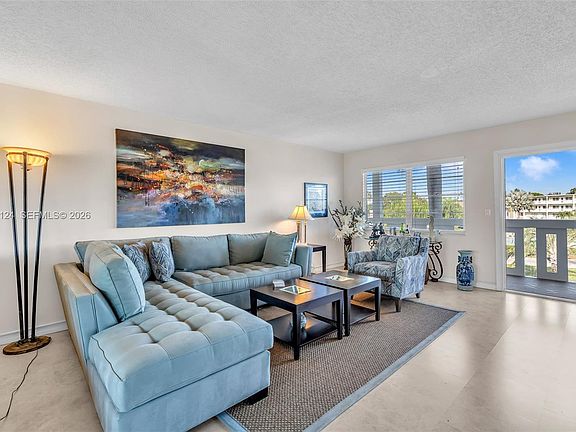 3rd image of 314 Grantham Cir #314-A