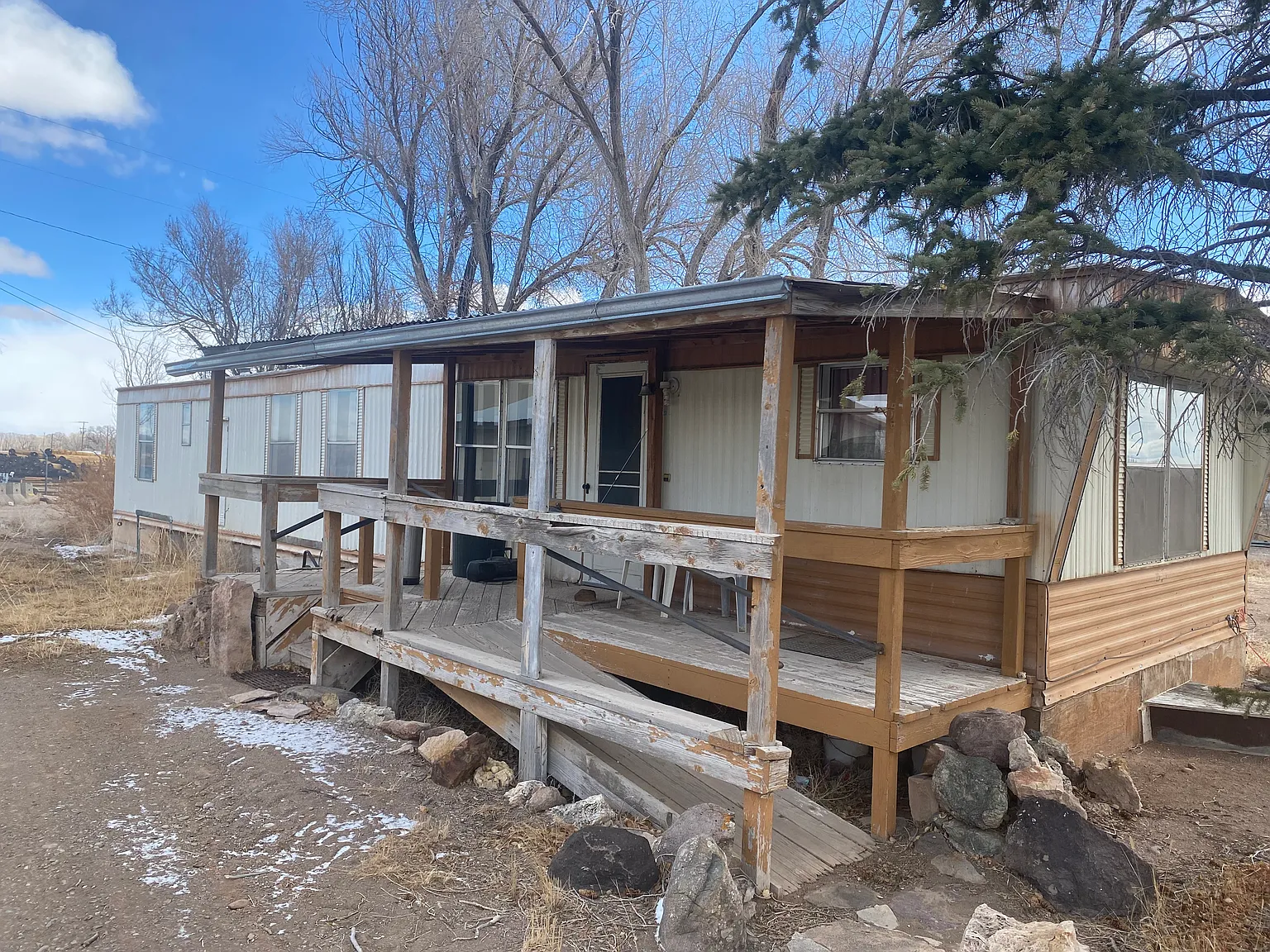 2 bed, 840 sqft, $850 — Photo 1
