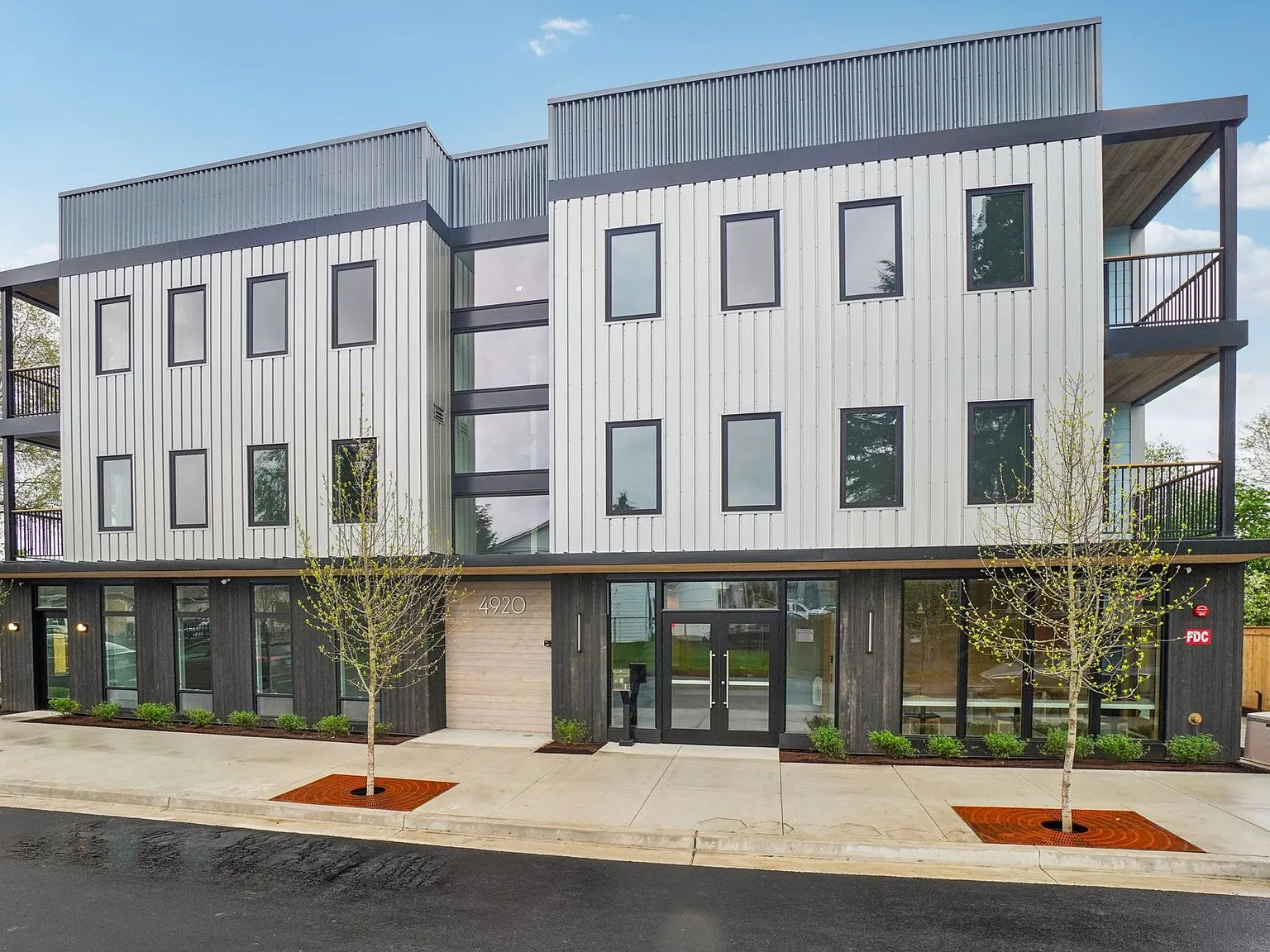 Boxcar Commons - Modern Living in Central Beaverton — Photo 2