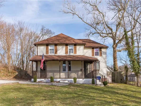 38 Padelford Ave, Riverside, RI 02915